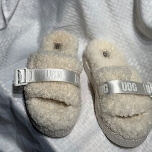 UGG Women’s White Fluffita Slide Platform Sheepskin Sandals